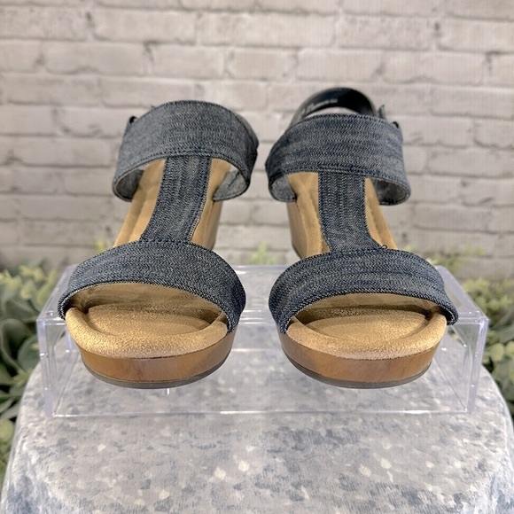 Dr. Scholl’s “Byron” Blue Denim Open Toe H-Band Wedge Sandals WMS 7.5M💙EUC - Picture 2 of 10